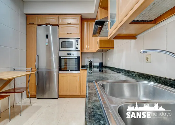 Pavia By Sanse Holidays Apartment *